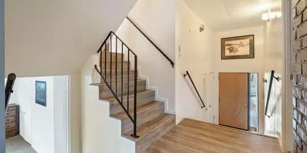 Image 3: 12-web-or-mls-DSC09182
