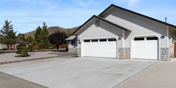 Image 3: 03-2947 Hot Springs Dr-102
