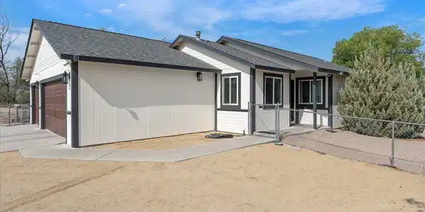 Image 3: Front of Home
