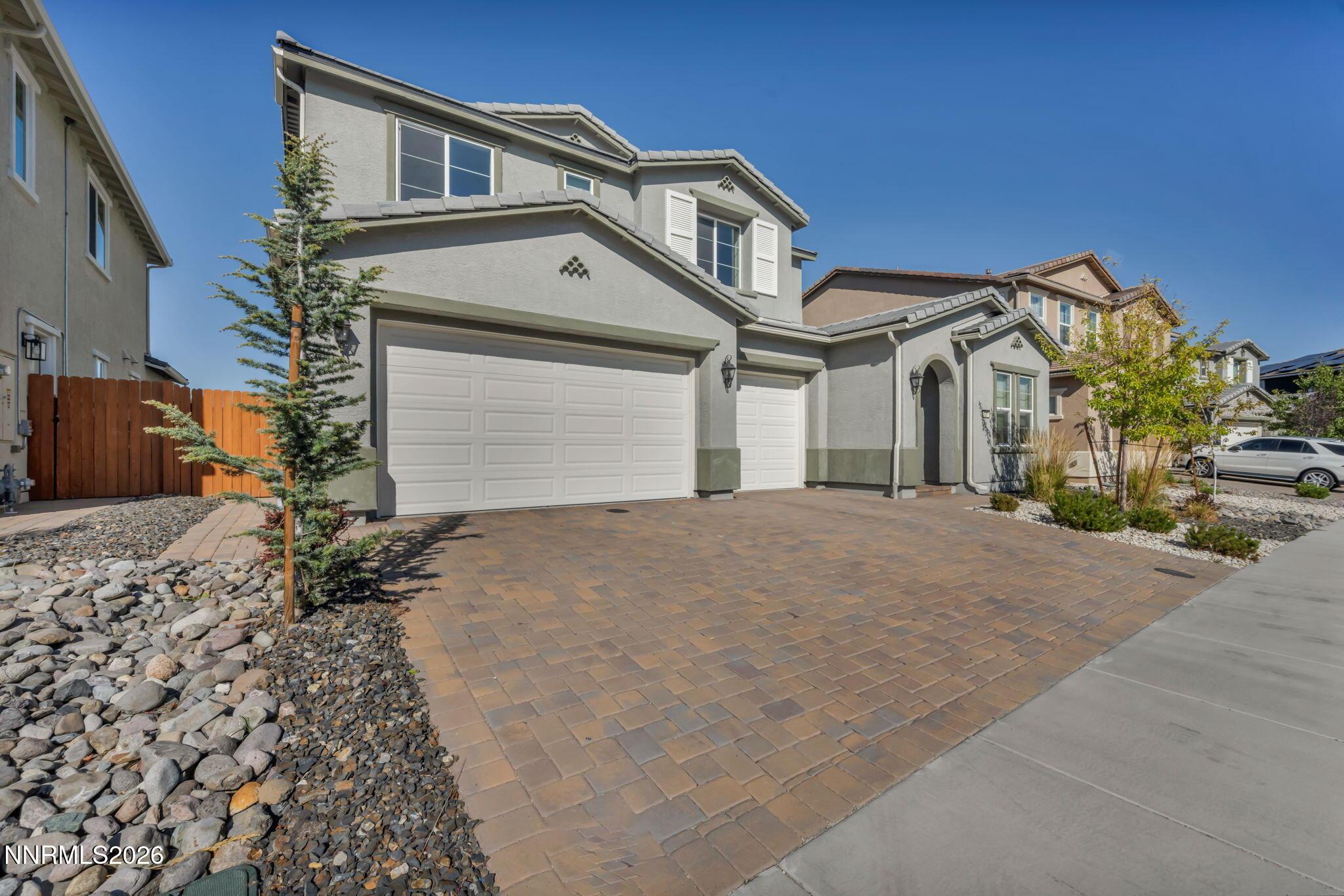 Image 1: 2-web-or-mls-9267-blue-basin-trl