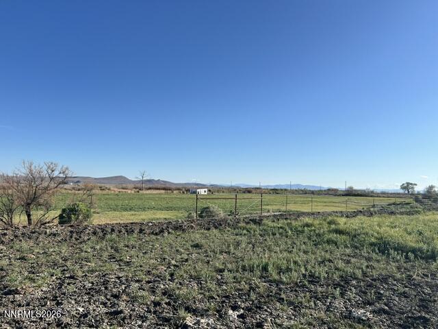 Image 3: 10