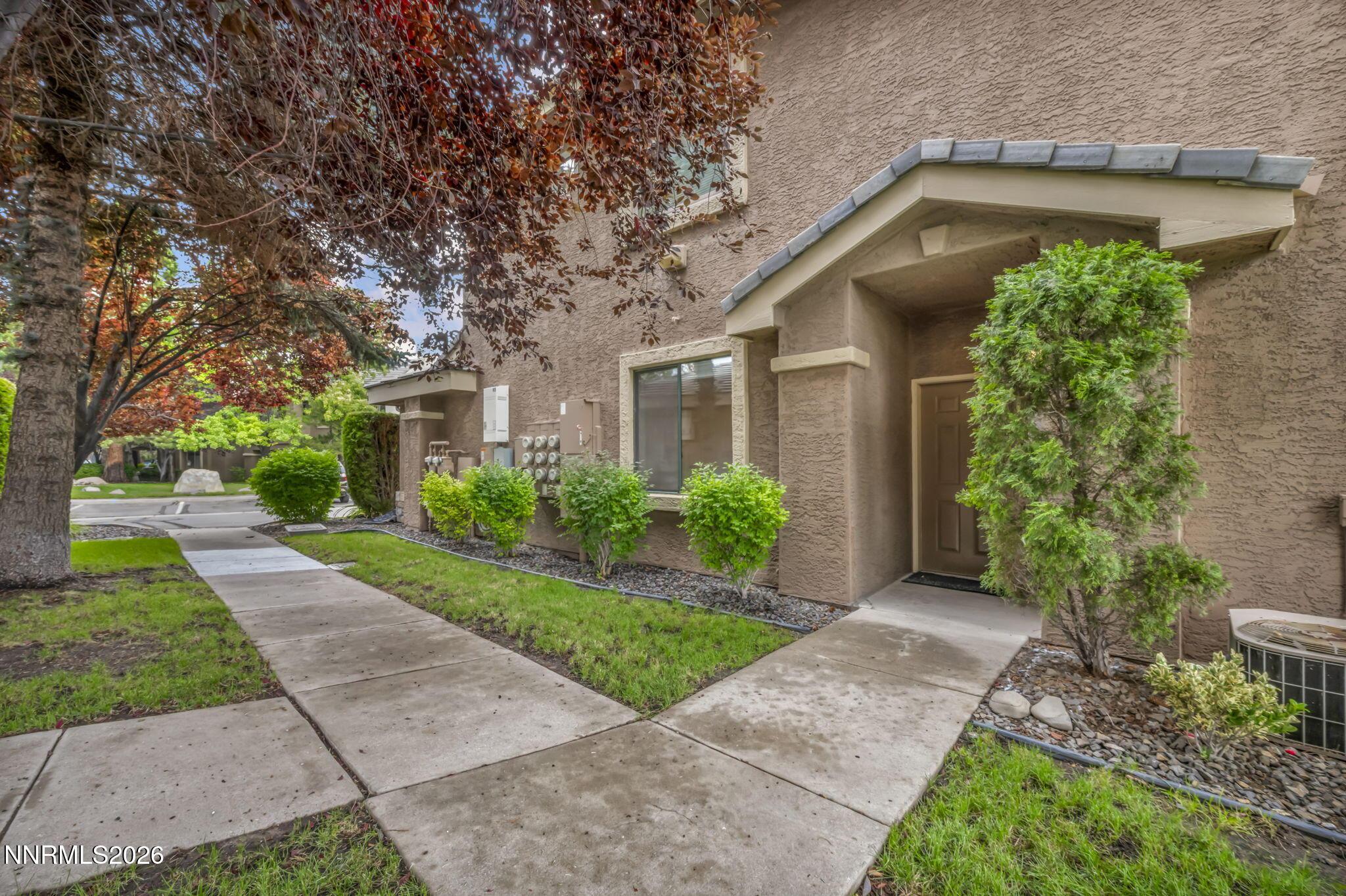 Image 4: 9-web-or-mls-900-s-meadows-pkwy-4514