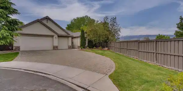 410 Pan Zareta Court