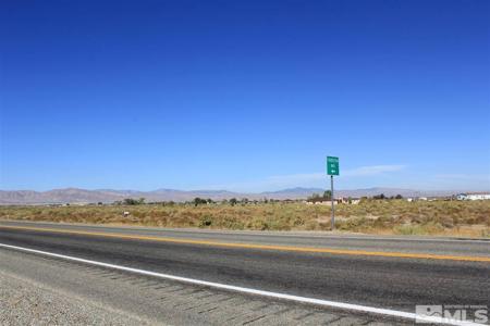 324 E HWY 95A