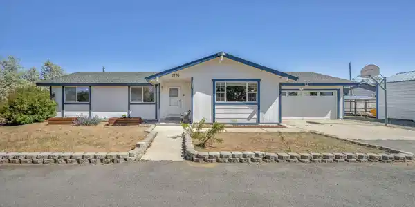 2705 Valley View Drive