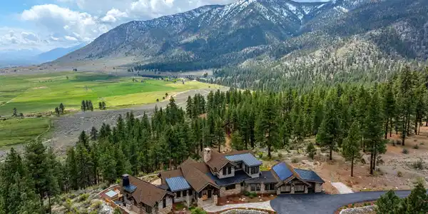 Image 3: 4-web-or-mls-DJI_20250430123346_0205_D
