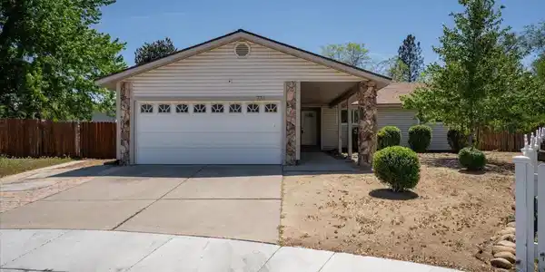 731 Desert View Court