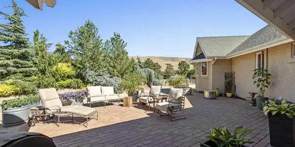 Image 4: 46-web-or-mls-DSC05743