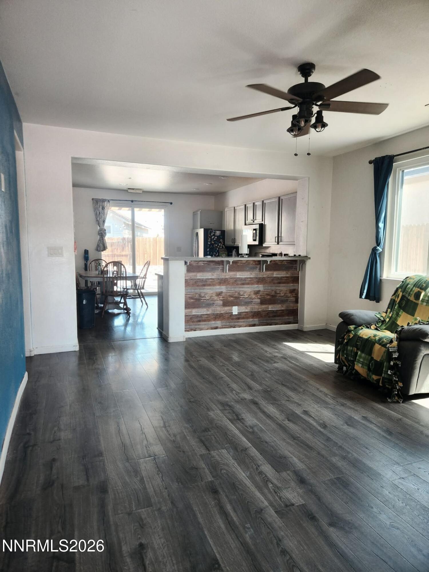 Image 2: living room