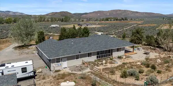 Image 4: 64-60 Horseshoe Cir-375-75-435 - Copy