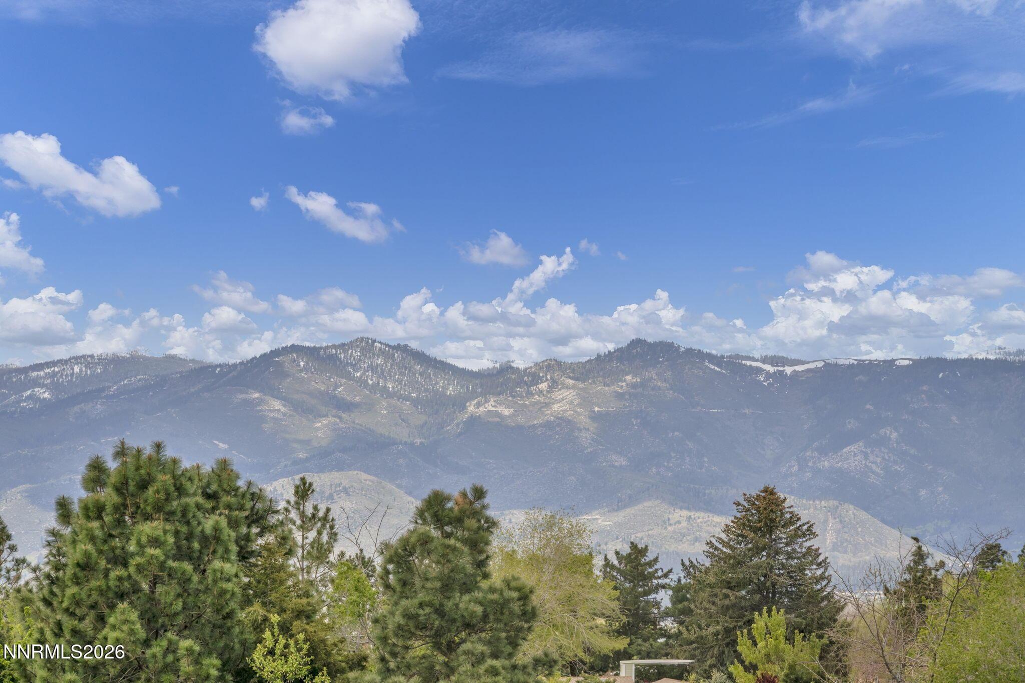 Image 4: 38-web-or-mls-4155-eastlake-blvd