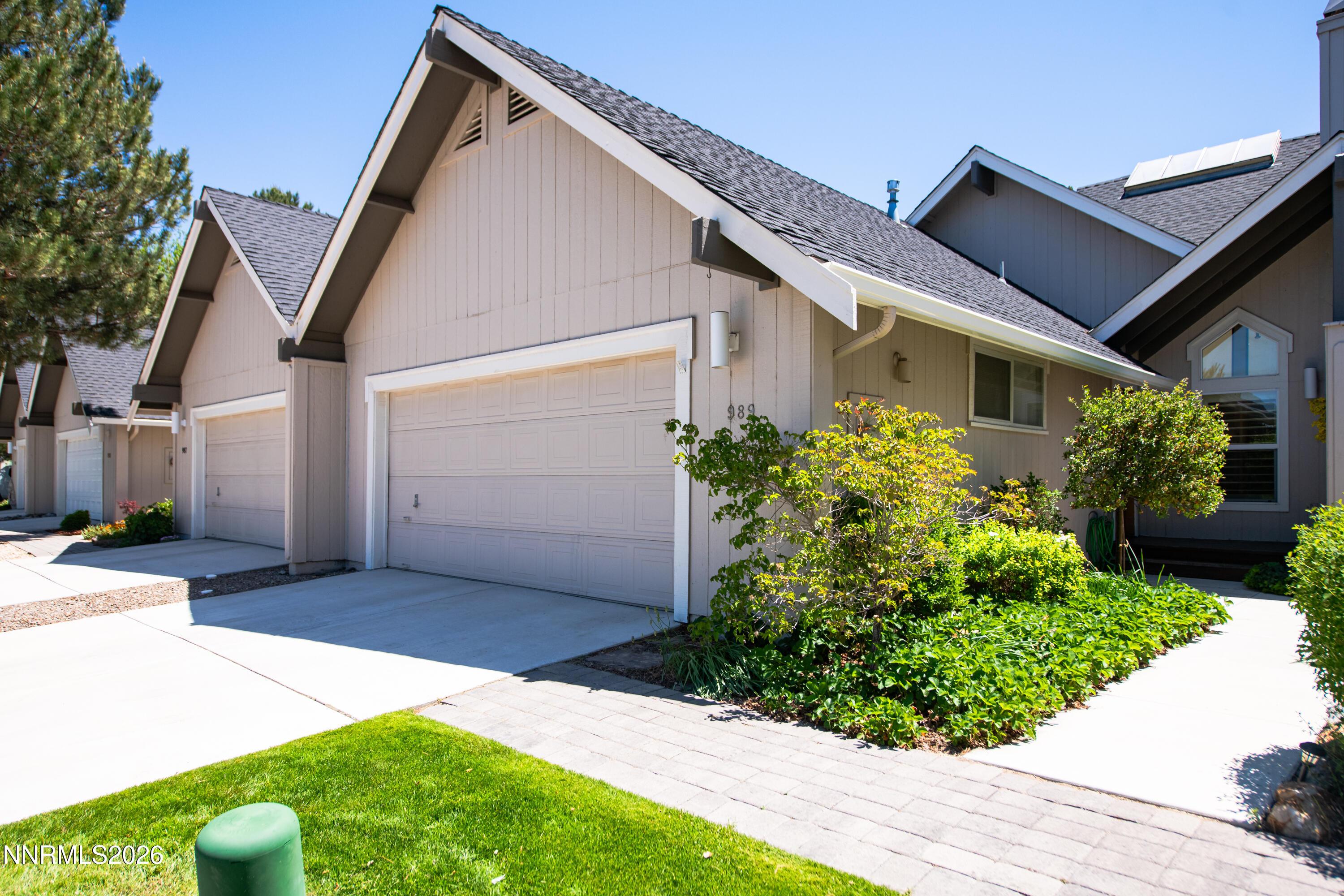 Image 4: 989 Aspen Grove Cir-4