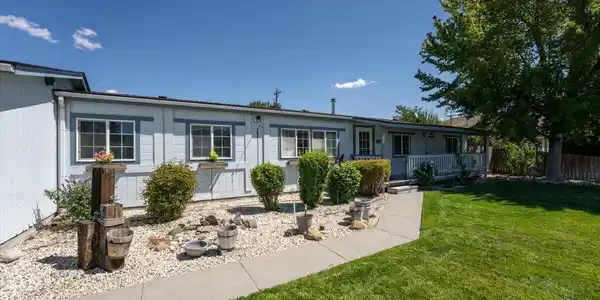 Image 2: 06-17235 Waxwing St Reno NV 89508 (6 of