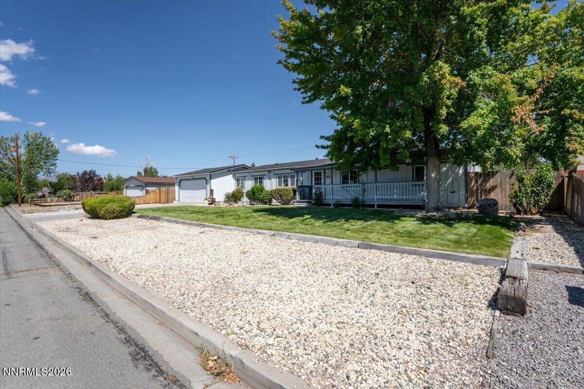 Image 3: 01-17235 Waxwing St Reno NV 89508 (1 of