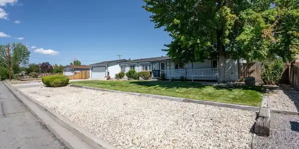 Image 3: 01-17235 Waxwing St Reno NV 89508 (1 of