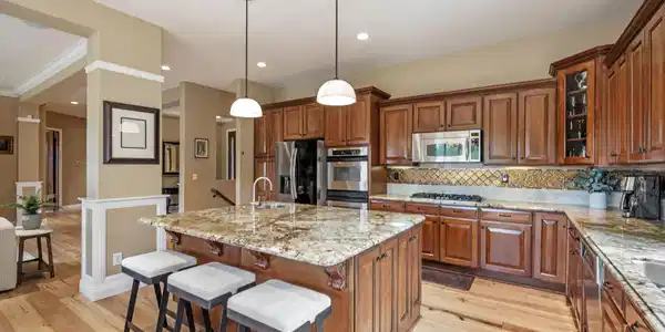 Image 4: 22-web-or-mls-DSC07368
