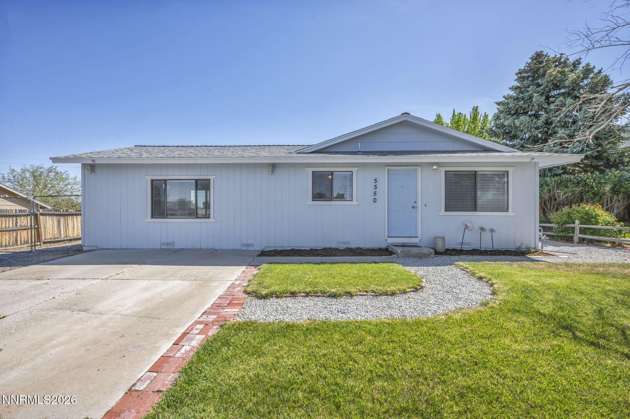 Image 1: 1-web-or-mls-5550-dolores-dr