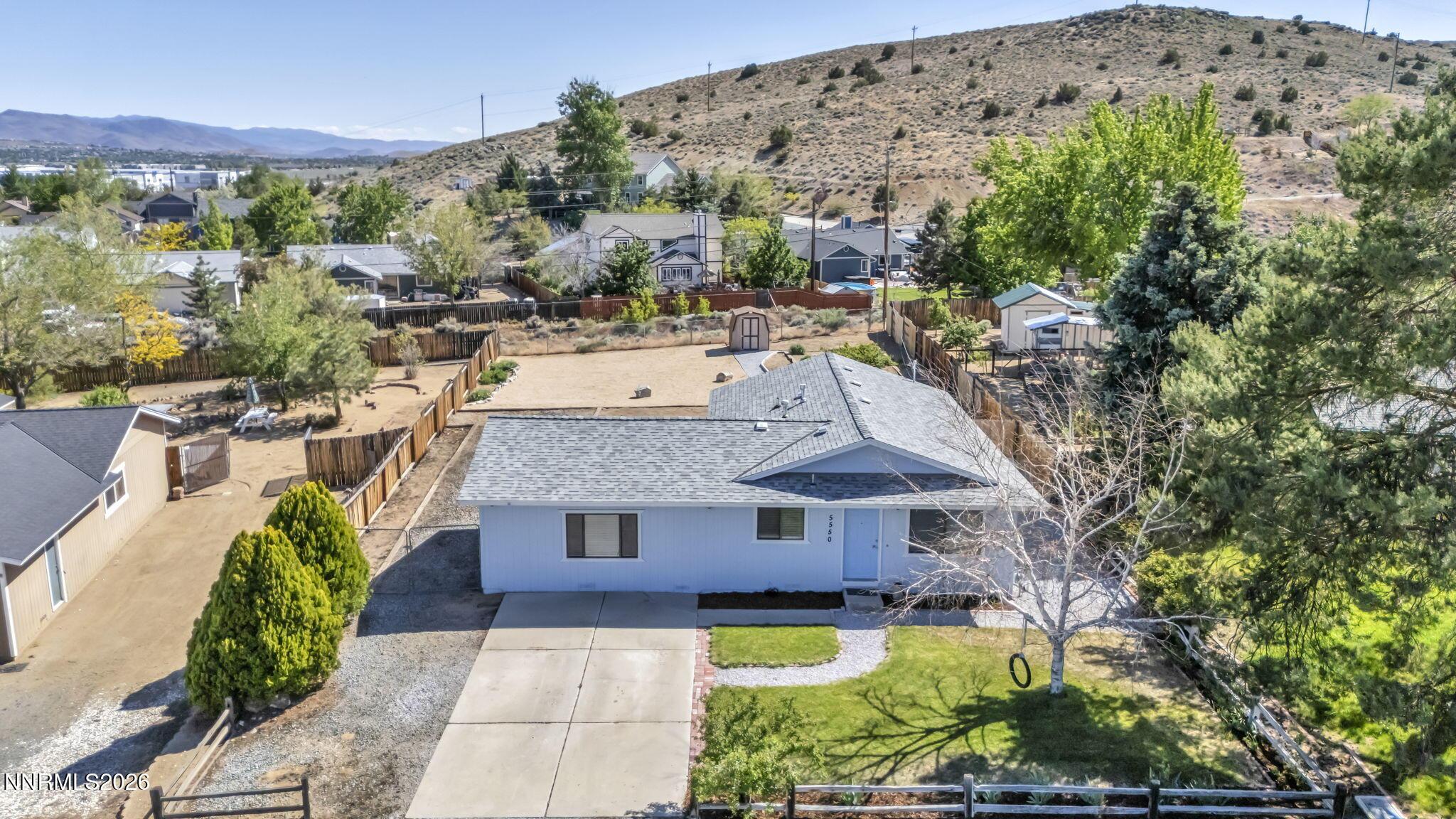 Image 3: 30-web-or-mls-5550-dolores-dr