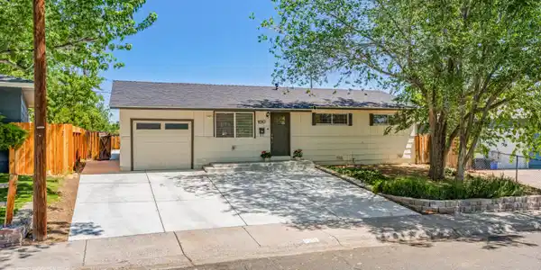 1010 Casa Loma Drive