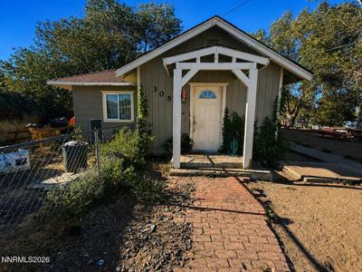 305 W 2nd Avenue