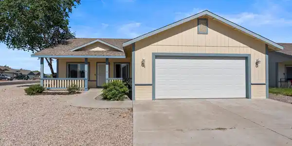 894 Timothy Way