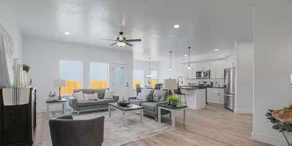 Image 2: Silverado Living Room