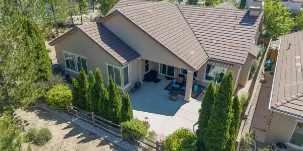 Image 3: Aerial of backyard2