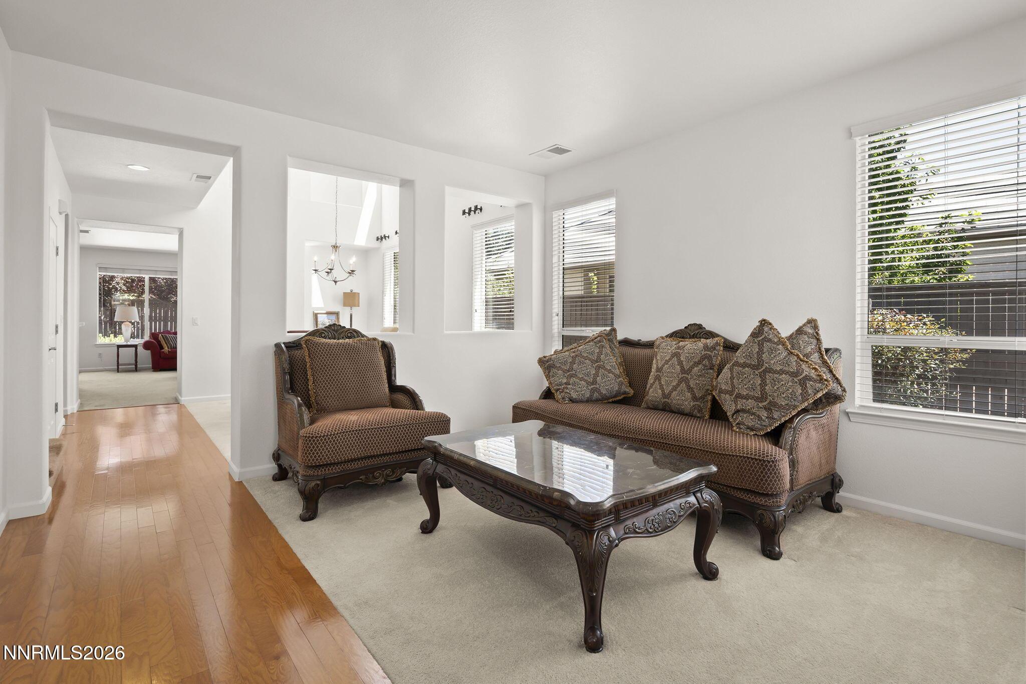 Image 3: 3-web-or-mls-_DSC0126