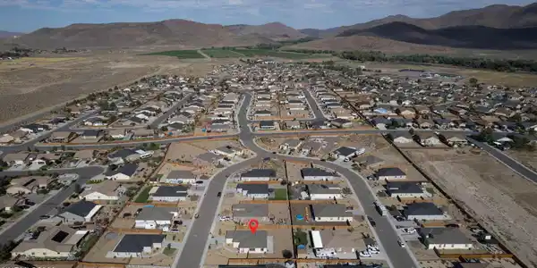 Image 4: 5-web-or-mls-DJI_0784-Edit