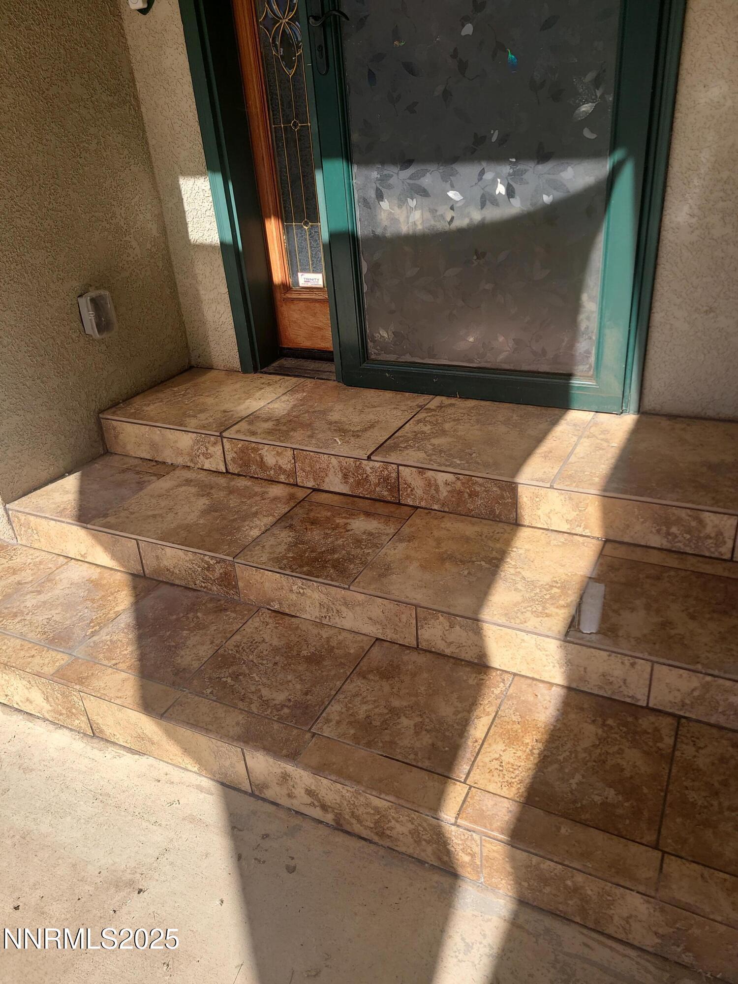 Image 2: RON FRONT STEPS 25