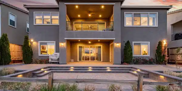 Image 3: 24-web-or-mls-9180 Graycliff Twilight-4