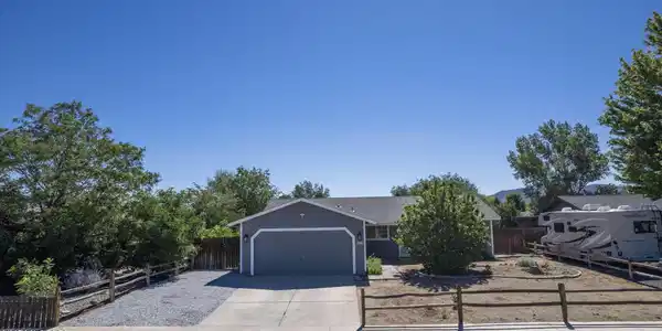 Image 2: 1-web-or-mls-DJI_0343