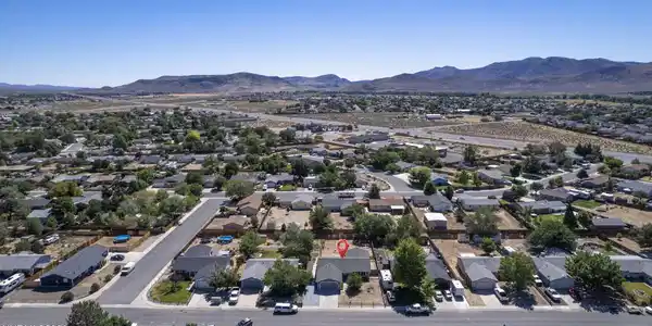 Image 3: 3-web-or-mls-DJI_0347-Edit