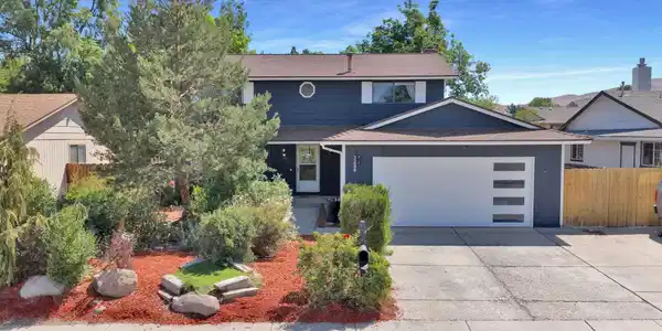 3286 Montezuma Way