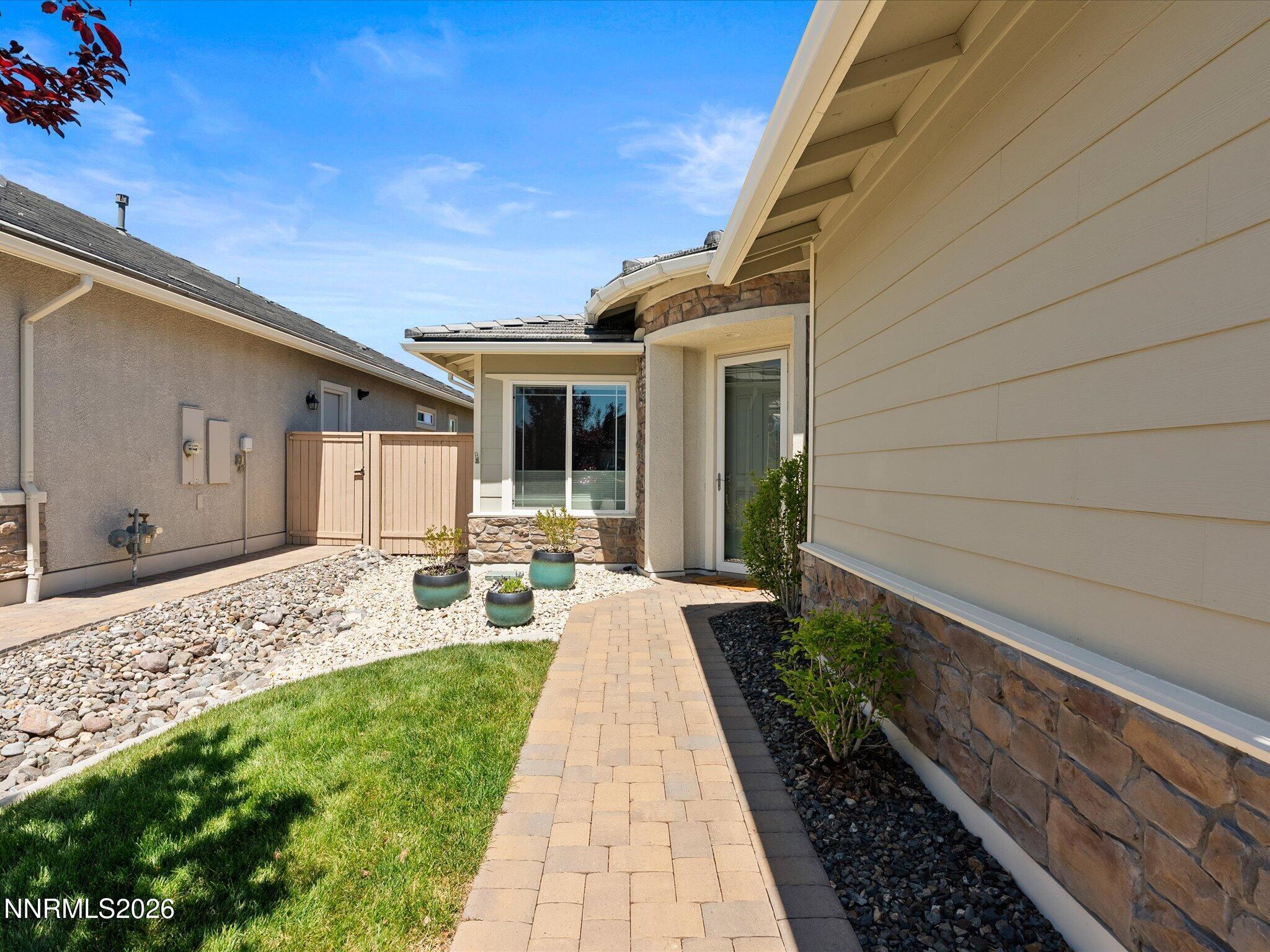 Image 4: 04-2151 Nasrullah Ln-103
