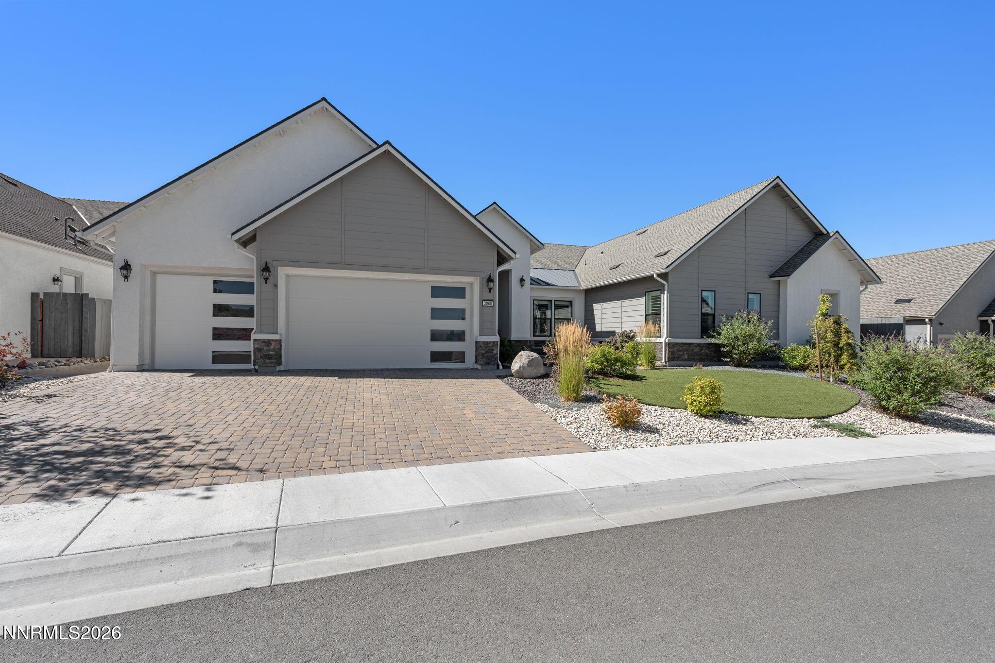 Image 3: 3-web-or-mls-DSC03237