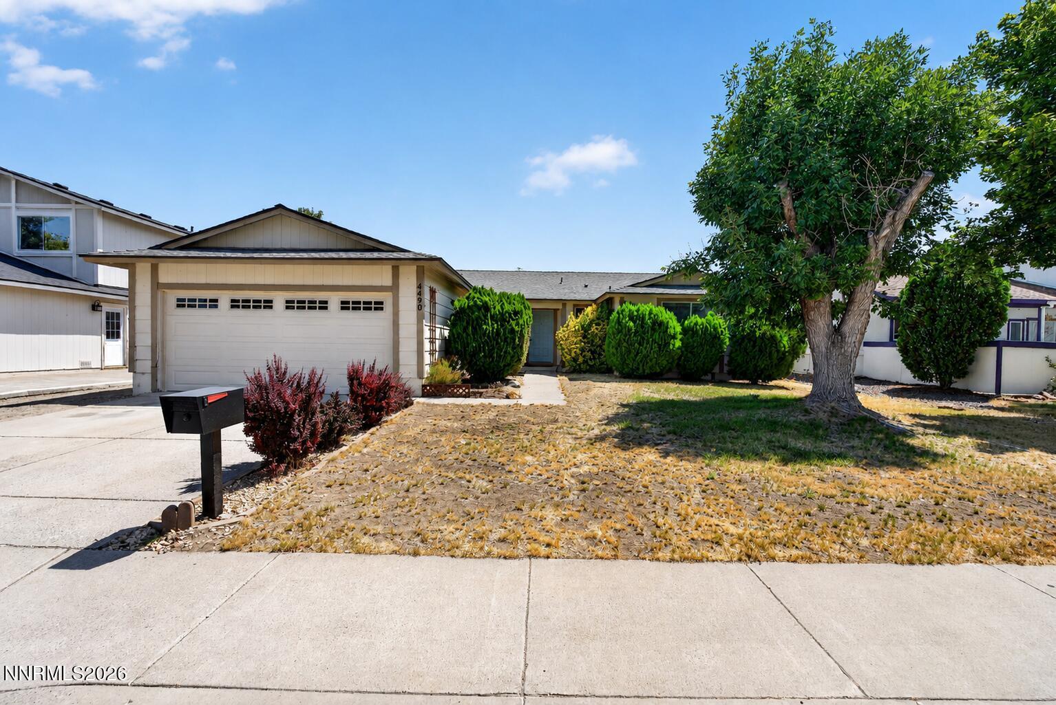 Image 1: Front 2