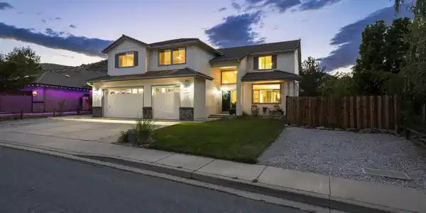 3736 Vancouver Drive
