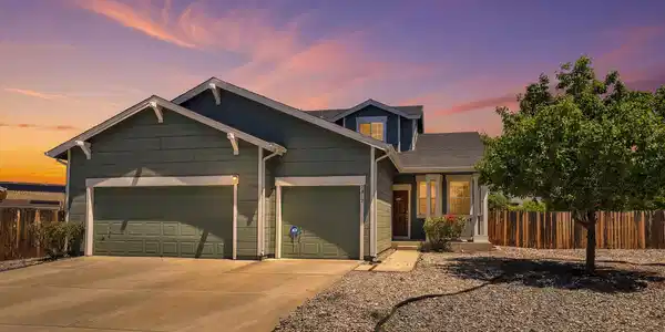 9015 Alsandair Court