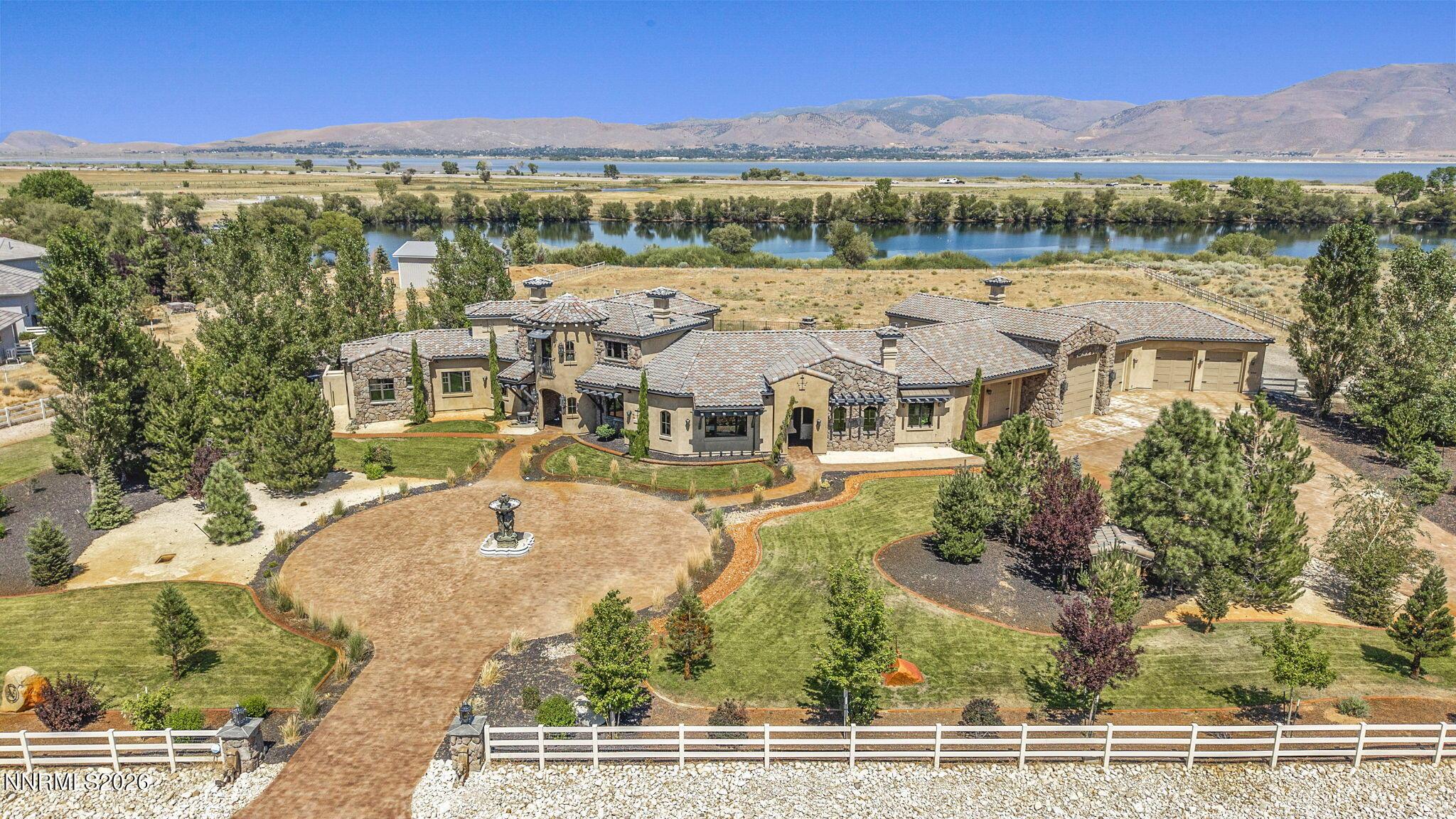 Image 2: 40-web-or-mls-18250-lake-vista-rd