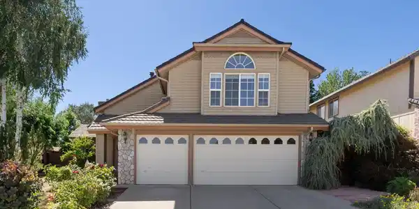 2201 Almond Creek Drive