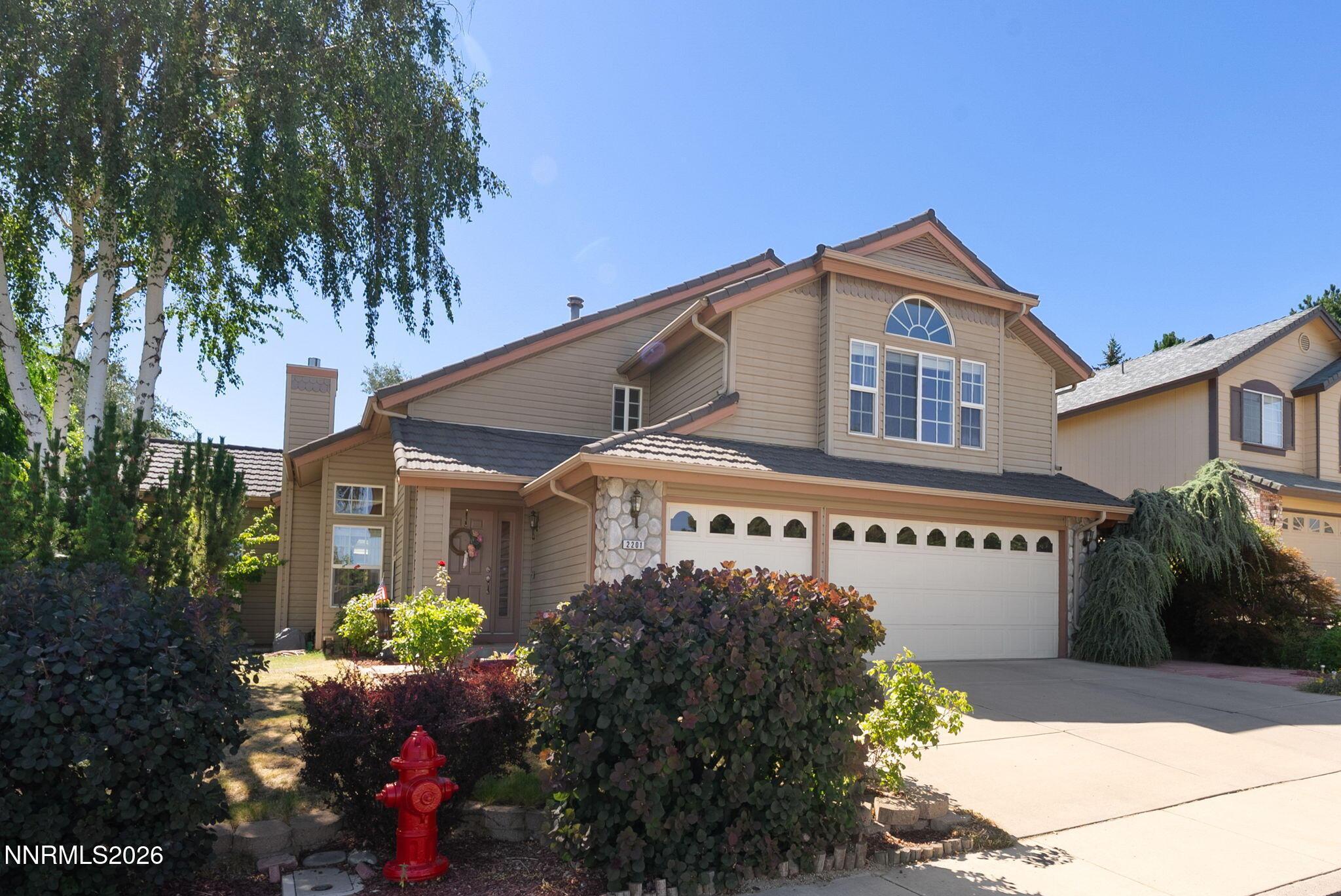 Image 2: 5-web-or-mls-2201 Almond Creek-6