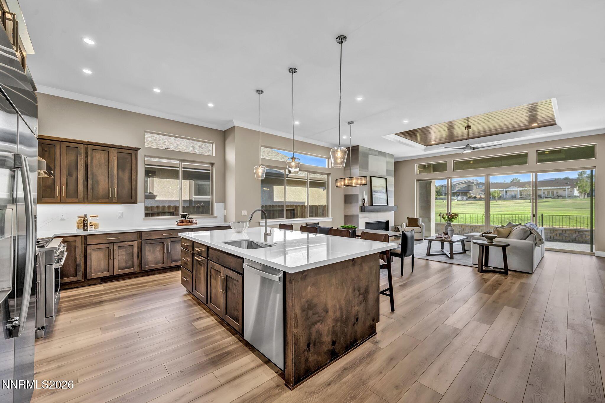 Image 4: 54-web-or-mls-3176-oak-ridge-dr
