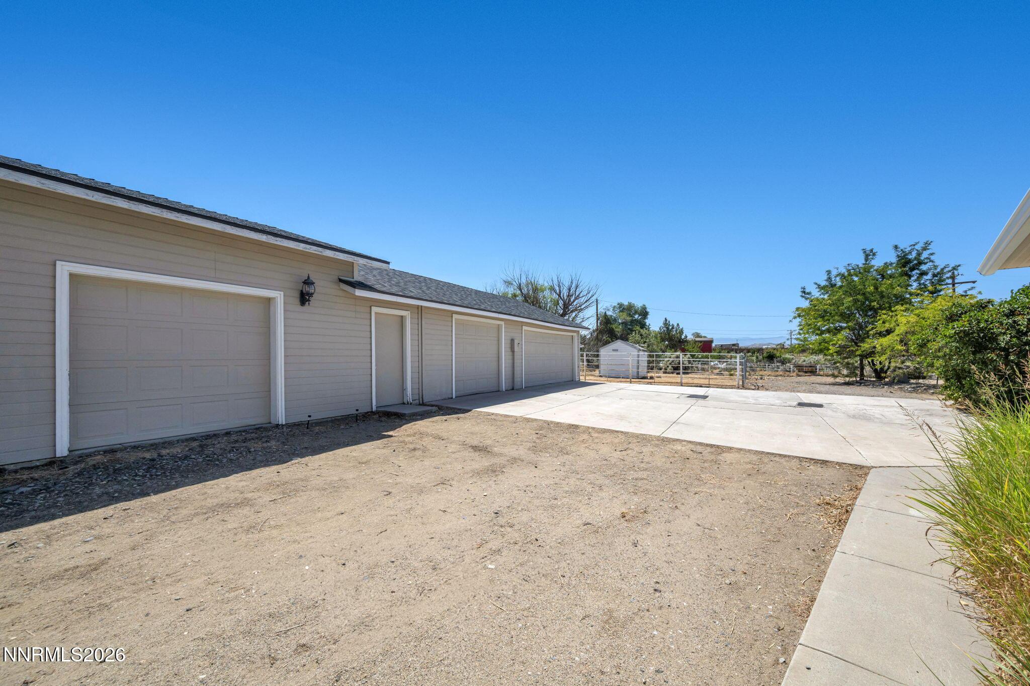 Image 4: 28-web-or-mls-1811-helman-dr