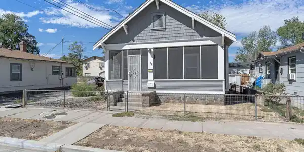 Image 4: 4-web-or-mls-DSC03838