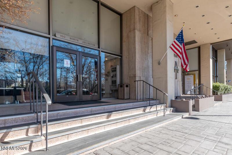 Image 2: 100 N Arlington Avenue 9A (1 of 50)