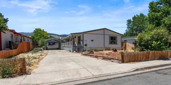 Image 3: 02-1144 Fleetwood Ave-101