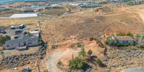 Image 3: DJI_0078