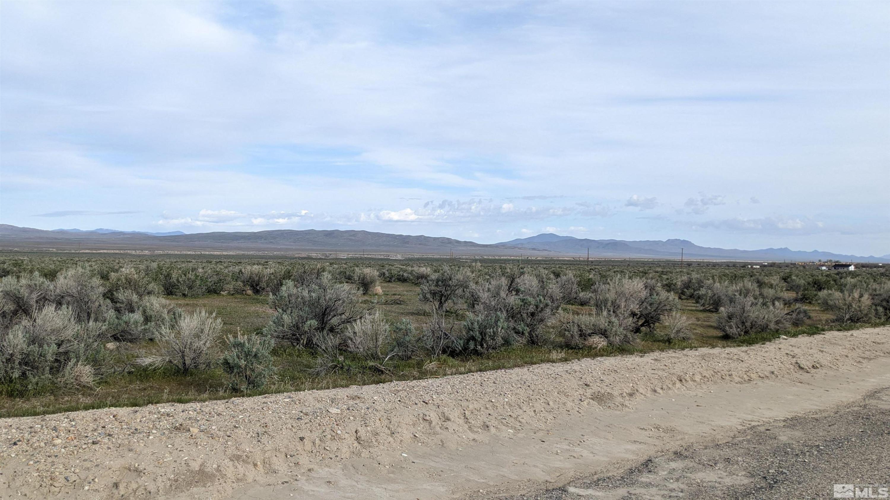 Image 1: Photo 1