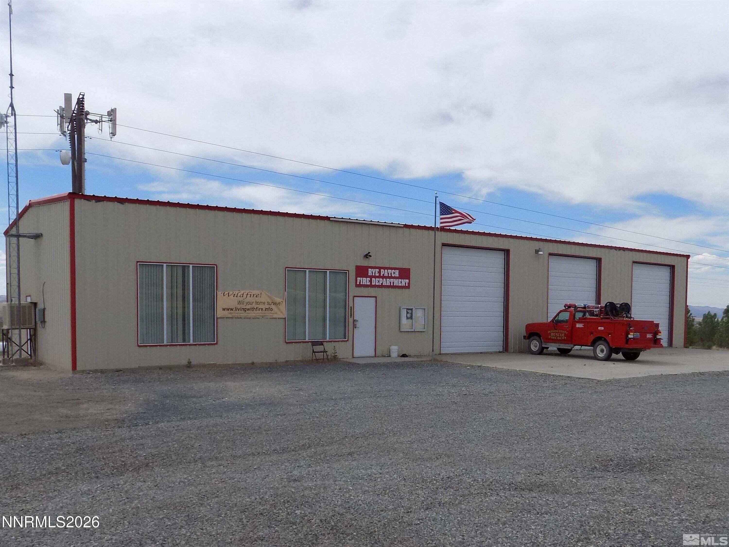 Image 4: firehouse